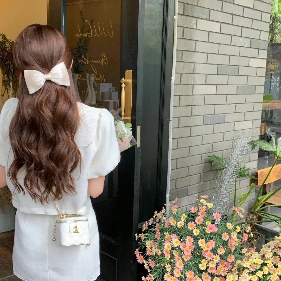 泪光闪闪